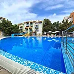 Elit1 Forrent Apartament *