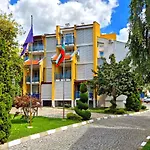 Elit1 Forrent