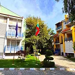 Elit1 Forrent Apartament *
