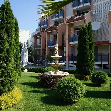 Elit1 Forrent * Σάνι Μπιτς