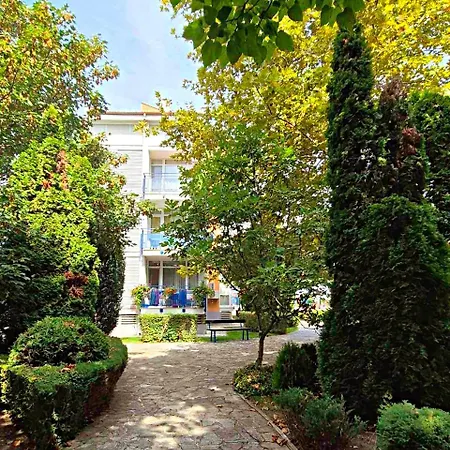 Elit1 Forrent