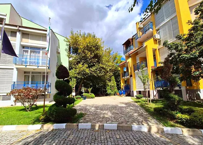 Elit1 Forrent Slantchev Briag